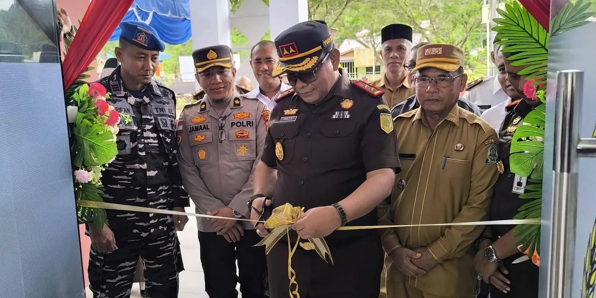 Kajati Aceh Resmikan Gedung Kejari Simeulue