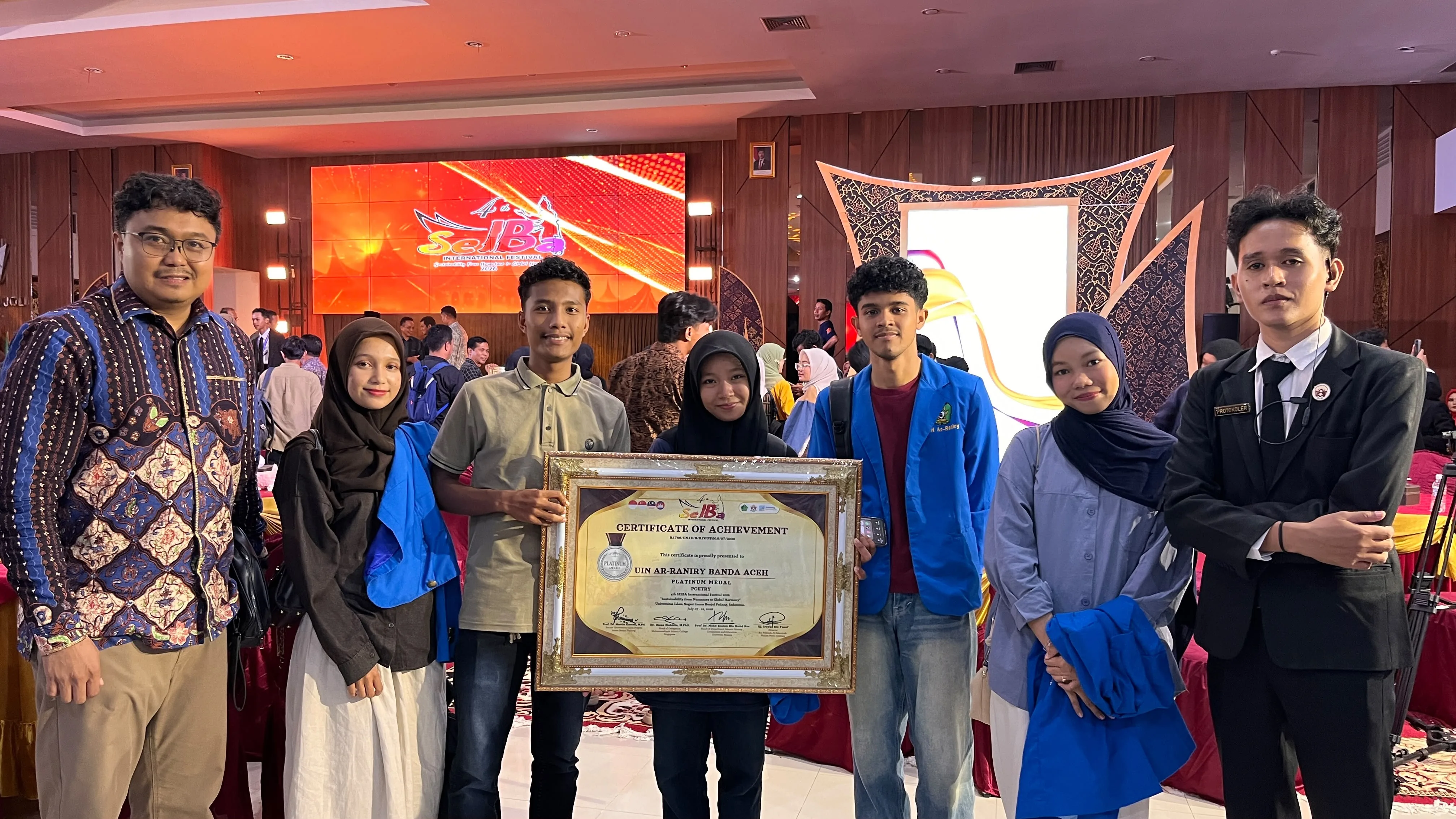 Sapu Bersih Medali, Mahasiswa UIN Ar-Raniry Raih Tiga Emas dan Tiga Perak di Ajang Internasional