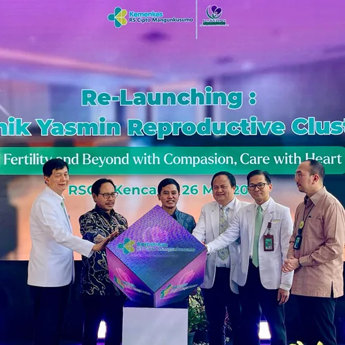 1 Dari 6 Orang Alami Infertilitas, Wamenkes Dante: Klinik Fertilitas Bukan Mengobati Fisik, Tapi Merawat Harapan