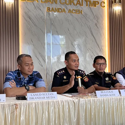 Penyelundupan Emas Hampir 3 Kilogram ke Malaysia Oleh WNA di Gagalkan